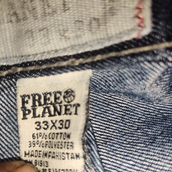 Free Planet Jeans - Picture 3 of 3